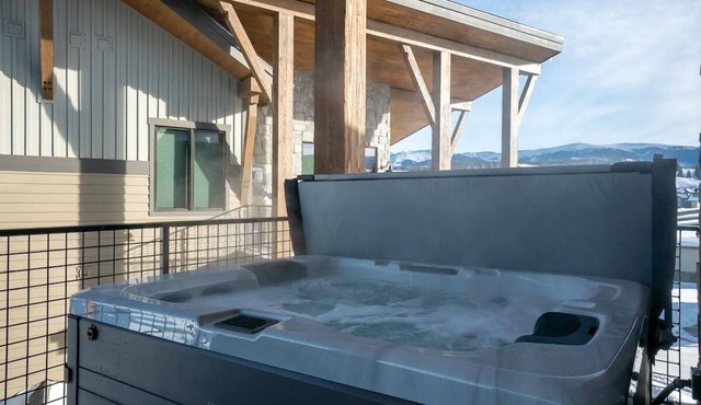 1-bedroom + Den, Elk Creek Luxury Condo G301