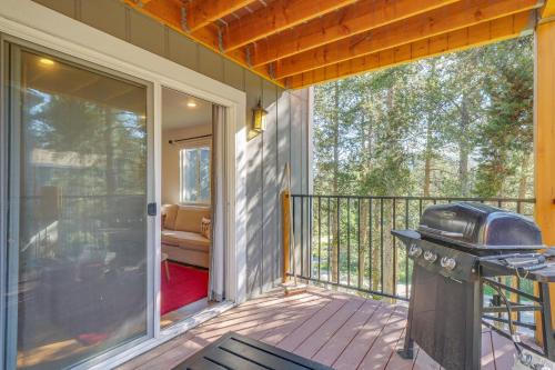 1 Mi to Ski Lifts & Main St: Breckenridge Retreat