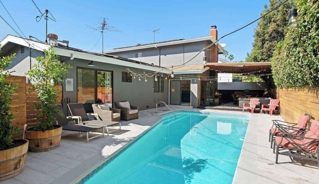 126 Sherman Oaks home -Pool