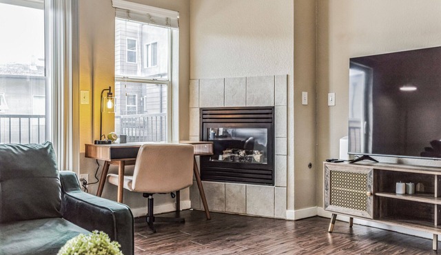 2 Bedroom 2.5 Bathroom Townhouse 202