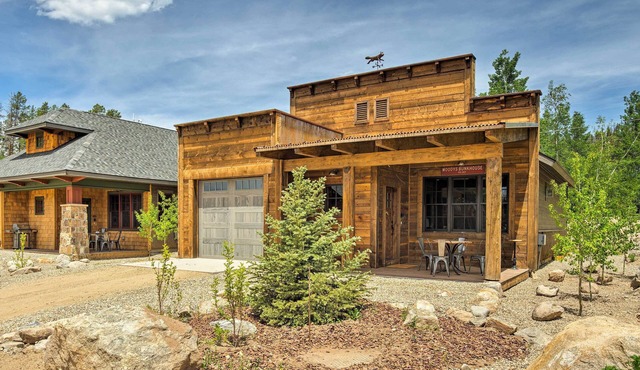 2 Blocks To Grand Lake: Downtown Western Cabin!