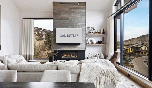 2 Homes 7 Beds Sleeps 20 Pool Hot Tub Walk to Ski