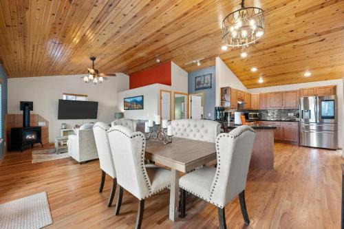 221 Potlatch