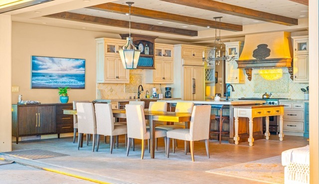25% Off July 7-9 On The Sand, Ocean Views, Jacuzzi