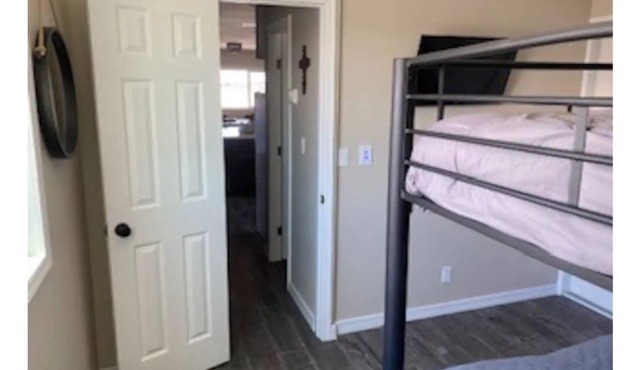 2b2b Lake/Beachfront Havasu Island Home Sleeps 8