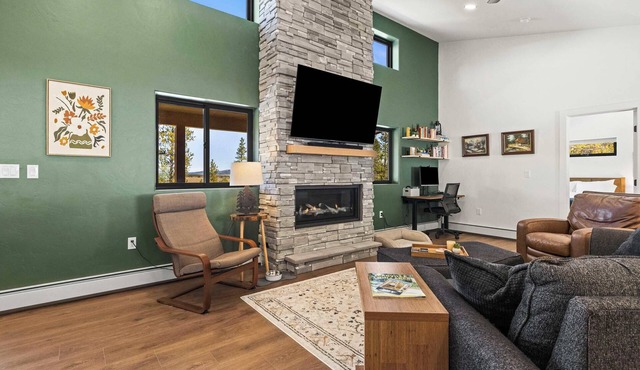 2BR New Home in Twin Lakes, Views, Pet Friendly