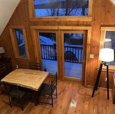 2BR Waterfront Cabin 20 Minutes to Sunday River