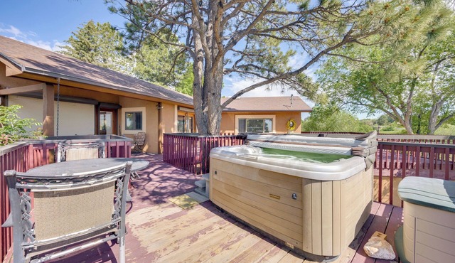 3 Mi to Garden of the Gods: Quiet Home w/Hot Tub!