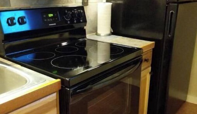 #3-NEW Private HotTub-My Spare Cottages-Near Tahoe