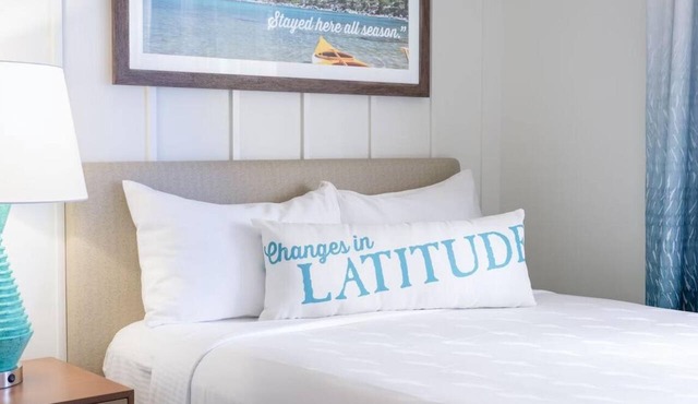 3 Spacious Rooms Ideal for Family Adventures | Indoor Heated Pool, Pets Allowed