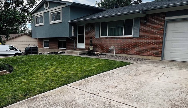30+ Day Stays, 4BR Home, Pet-Friendly