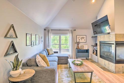 5 Mi to Ski Resort: Breck Penthouse Studio