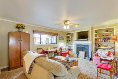 6 Mi to Dtwn Fort Collins: Cozy Apt w/Shared Yard