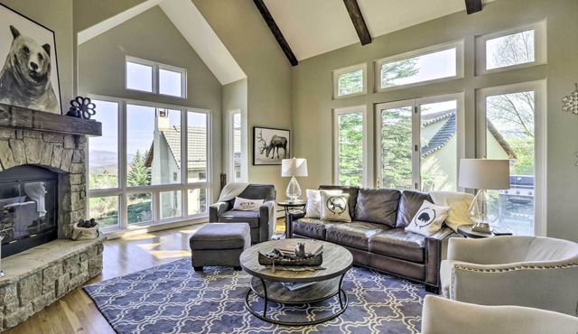 All-Season Cordillera Home w/Golf View & Hot Tub!