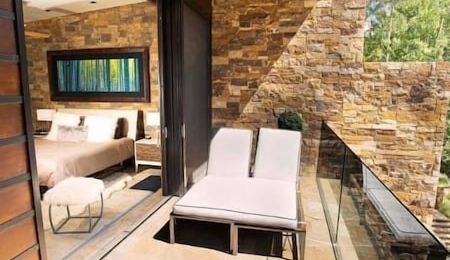 Amazing 5 Bedroom 6 Bath Home in Aspen-Great Views
