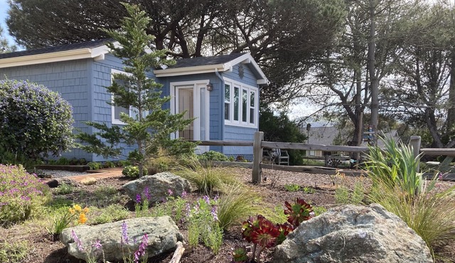 Baywood Garden Cottage