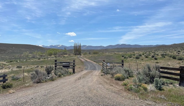 Beautiful apartment with warm springs overlooking Alvord Desert and Steens Mt.