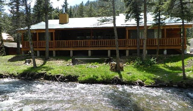 Big Elk Horn Lodge
