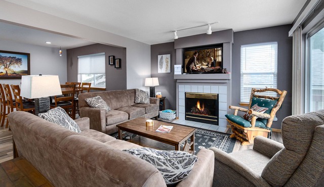 Blue Granite Off Main Townhome: Updated, Great Location