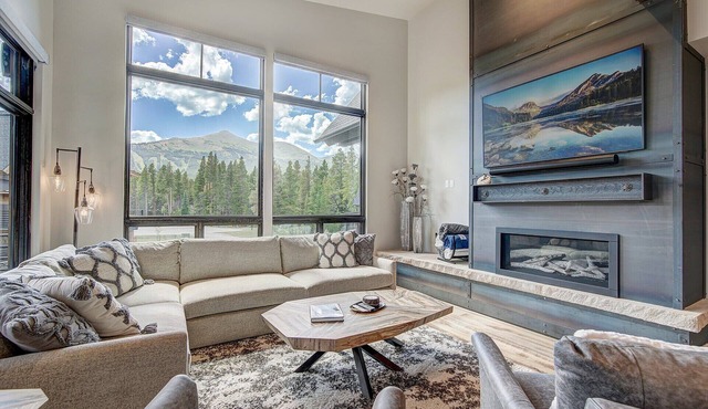 Breckenridge 88 - Four Bedroom Villa, Sleeps 11