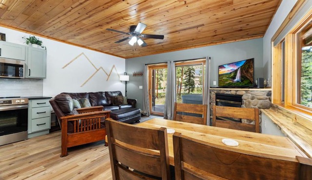 Bugle Pointe B12 by Estes Park Condos
