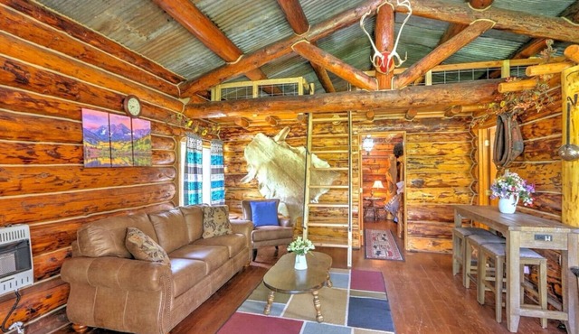 Caribou Cabin in Glenwood Canyon on Sheep Ranch