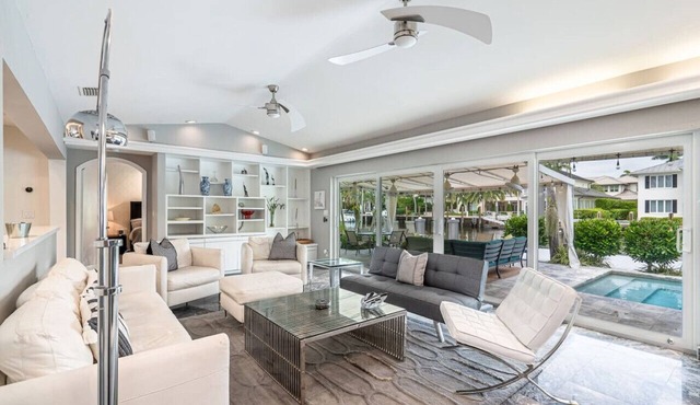 Casa Flamingo - Intracoastal Front w/Heated Pool