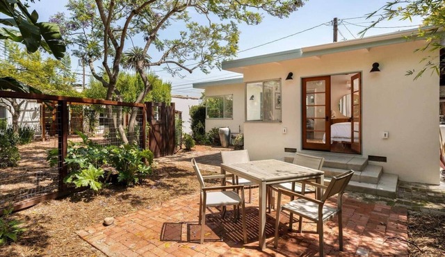 Casa Nopal 1 BD Cottage in Santa Barbara