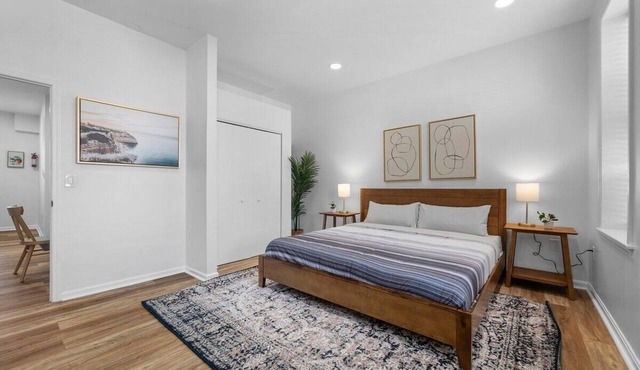 Central/Lawrenceville @3 Spacious and Quiet 2BD with Free Street Parking