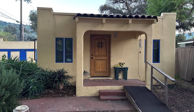 Charming 2-bedroom cottage in Ventura perfect for a relaxing getaway