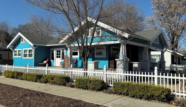 Charming 3-bedroom house with AC, walking distance to downtown Paso Robles
