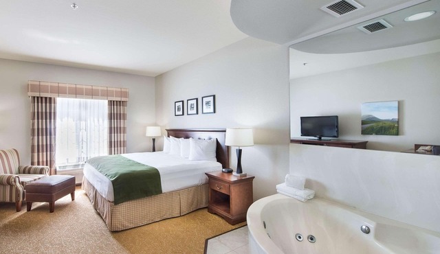 Country Inn & Suites by Radisson, Greeley, CO