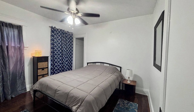 Cozy 1B Apt close to Euclid Beach, Waterloo Arts District, University Circle,