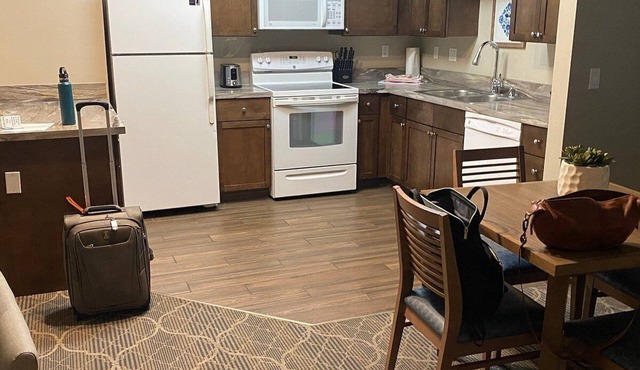 Cozy 2-bedroom resort in charming Solvang.