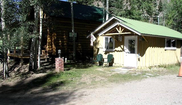 Cozy Log Cabin Rental for a Romantic Getaway in Lake City, Colorado