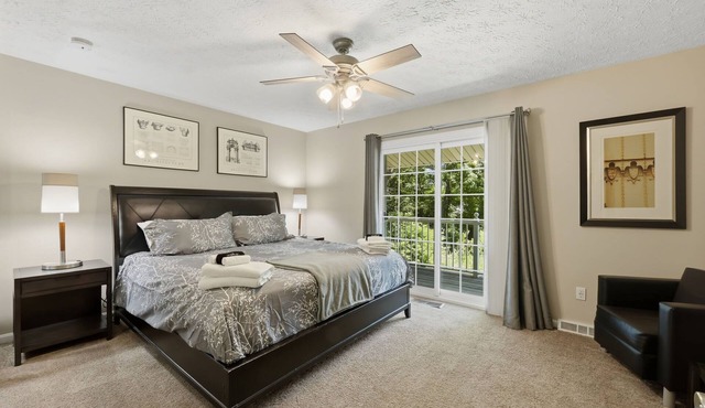 Cozy Retreat Near Portage Lakes