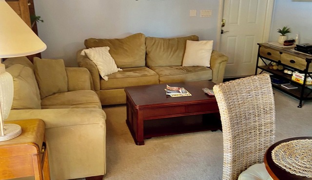 Delray Lonepine Estate Guest House