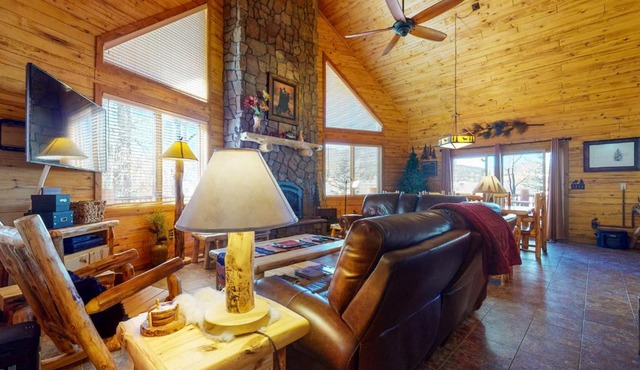 Diamond J's Riverside Retreat
