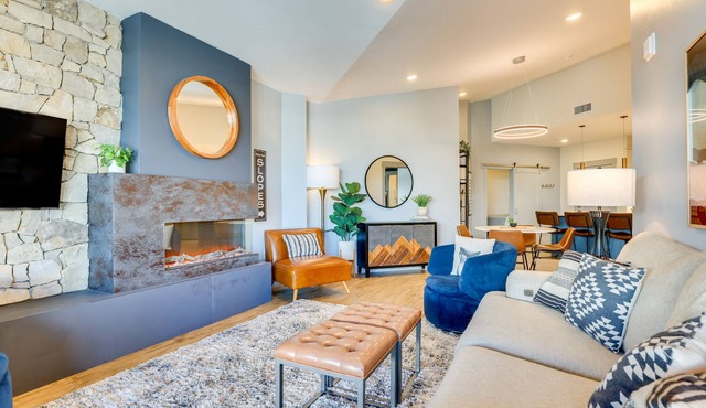 Downtown Winter Park Condo: Steps to Everything!