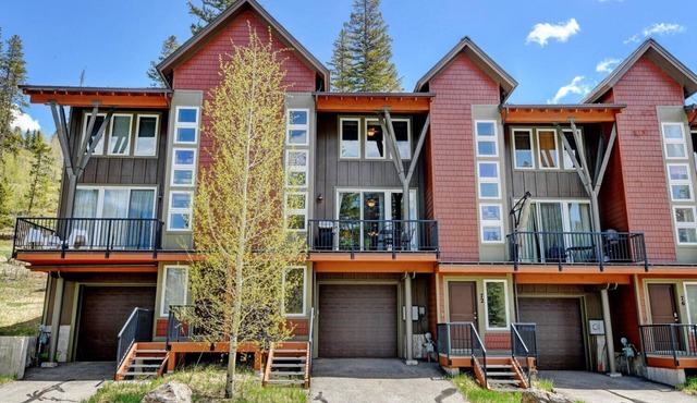 Downtown WP Chalet 68 I Great Views I Bunk Room I Discounted Attractions
