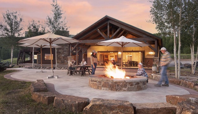 Electric Mountain Lodge: Remodeled/Views/Restaurant/Bar/Events/Snowmobiles | 3