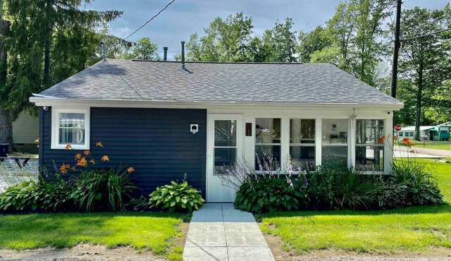 Endless Summer Cottage - walk to the GOTL strip