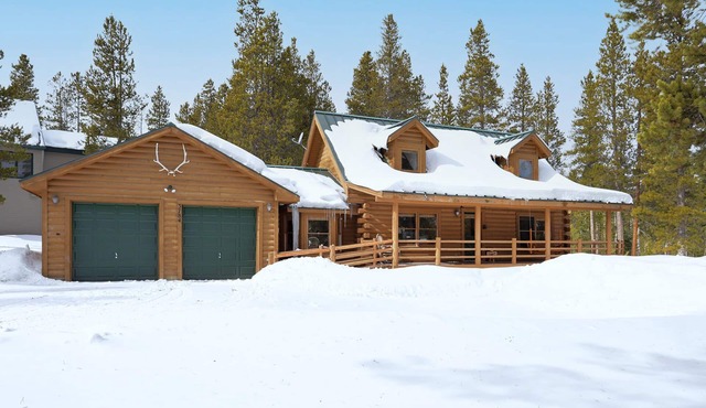 Enjoy a Mountain getaway and world-class skiing at this Breckenridge rental.