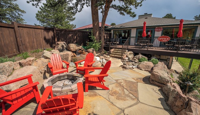 Estes Mountain Inn