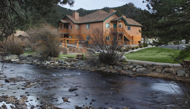 Estes Park is a small town with lots of love!