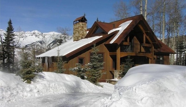 EUREKA!LUXURIOUS HOME,BIG VIEWS,SKI IN SKI OUT,BIG SAVINGS SEPTEMBER,DECEMBER
