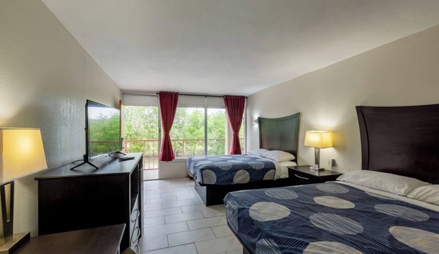 Executive Inn