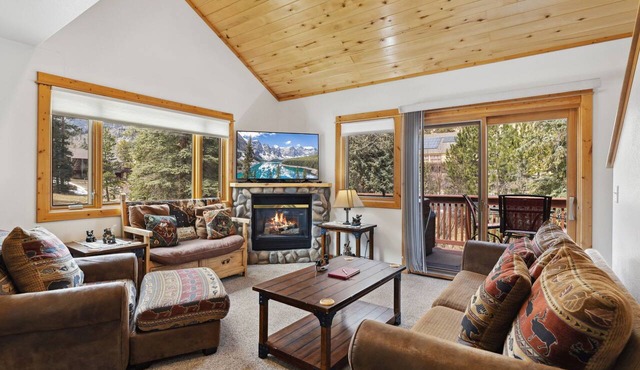 Fall River Retreat Private Hot Tub