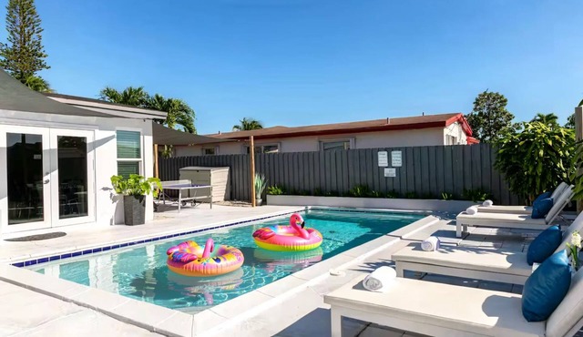 MAJOR INTERNATIONAL SPORTING EVENT 2026 Near HardRock Stadiums 3B Pool Home King Bed Grill Ping Pong