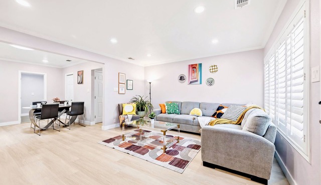 Fresh 3BR East Bay Home near OAK 2 Parking Spots